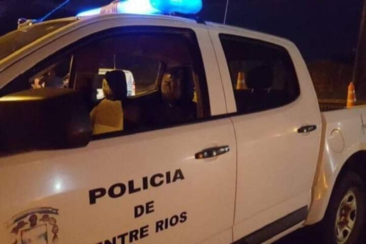 ACCIDENTE DE TRÁNSITO, JÓVENES FUERON DERIVADOS AL HOSPITAL LOCAL