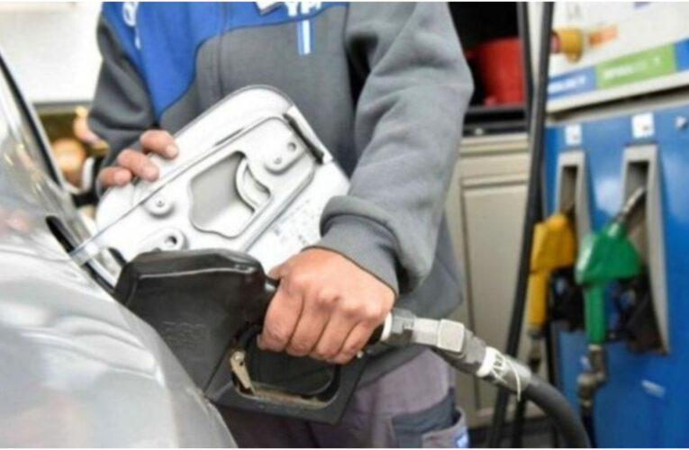 Los combustibles aumentan desde este martes