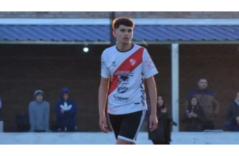 Murió un futbolista de 19 años que estuvo un mes en estado crítico por un golpe