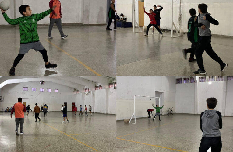 LA PAZ : ESCUELITA MUNICIPAL DE HANDBALL
