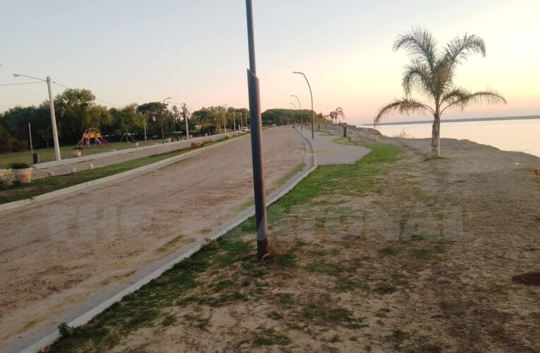 La Paz : Dos Hombres en Moto agredieron a un joven en el Paseo Raúl Alfonsín