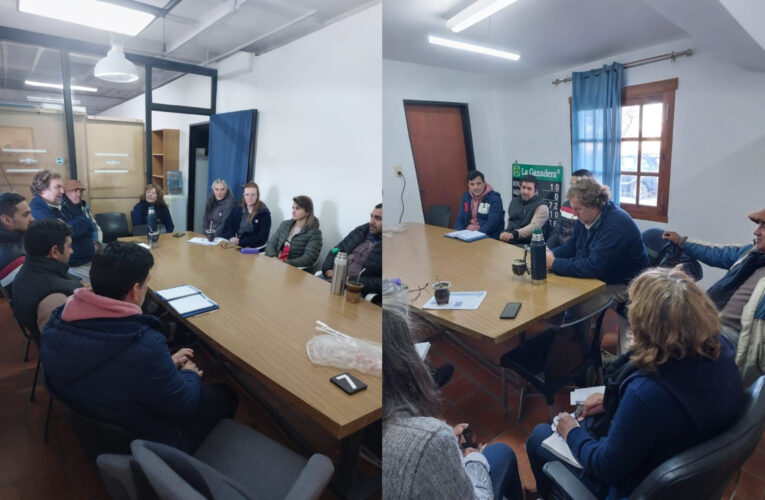 REUNIÓN PARA FORTALECER LA PRODUCCIÓN PORCINA, OVINA Y CAPRINA