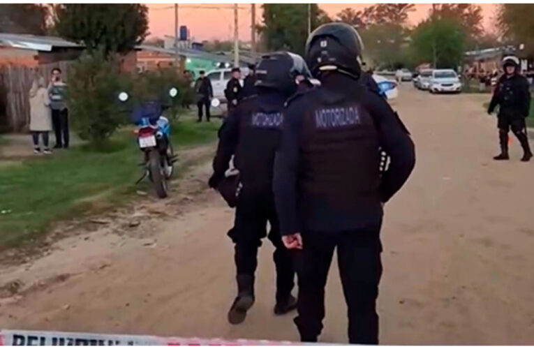 Una adolescente de 14 años mató de una puñalada a su vecina de 26 en Concordia