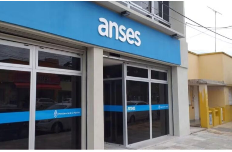 Conmoción en Anses: quiso quemarse dentro de una sede en Córdoba Capital