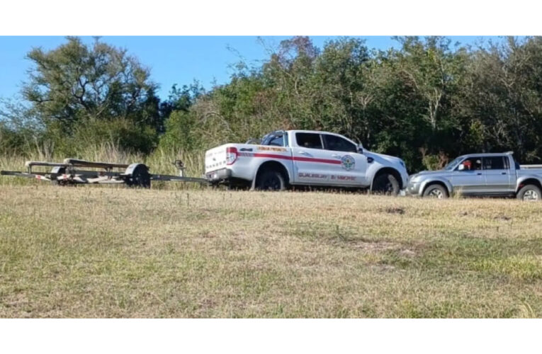 Drama en el río Gualeguay : Resbaló con su bebé en brazos y cayó al río, el niño fue rescatado, pero el padre y un amigo desaparecieron